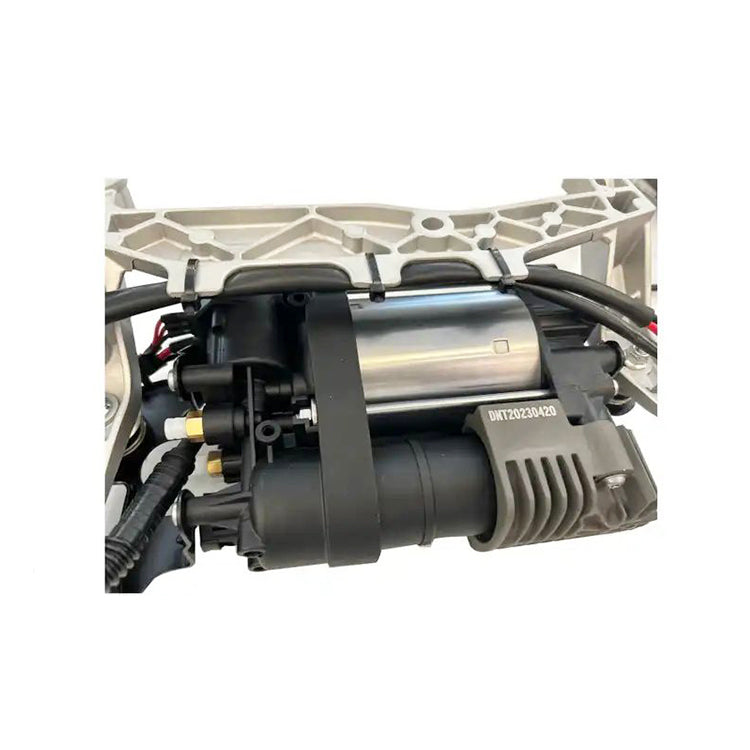Auto Spare Parts Air Suspension Compressor For Porsche New Cayenne 92A 2011-2015 95835890100