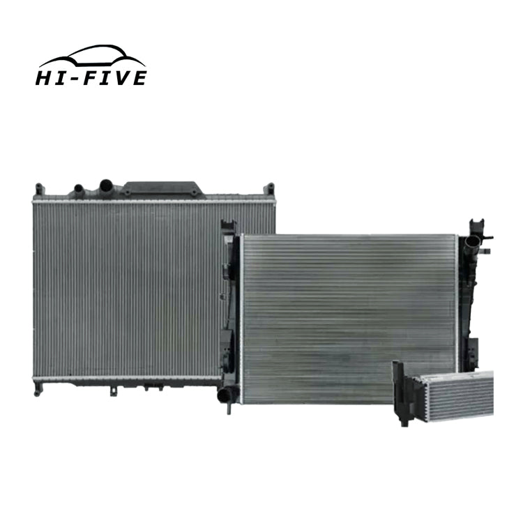 Auto Parts Aluminum Water Tank Radiator For Mitsubishi MN135032